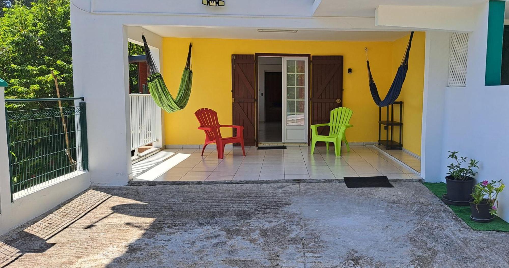 Grand T2 De Bas De Maison Conviviale Et Calme Appartement